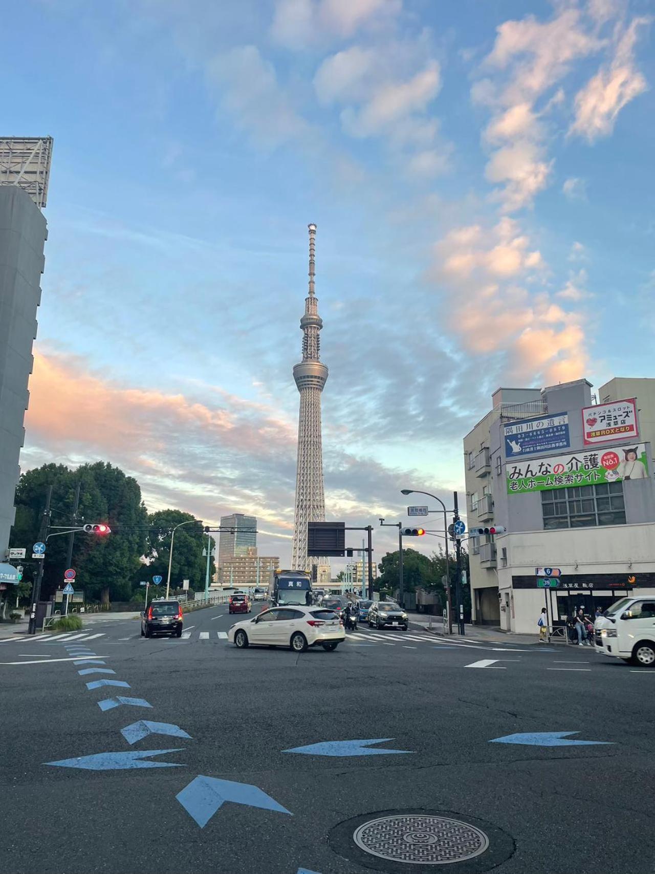 Calum Asakusa Imado Tokyoカルム浅草今戸ツインルーム新築民泊東京浅草隅田川今戸神社近くスカイツリー見えるコンビニコインランドリー近くある浅草駅まで徒歩圏内アクセス便利成田空港羽田空港銀座渋谷東京駅直通 외부 사진